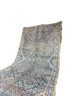 Tapis Marocain Vintage Fait Main | Motif Losanges Détaillés Bleu Indigo & Rose Pâle | Boujad/Azilal