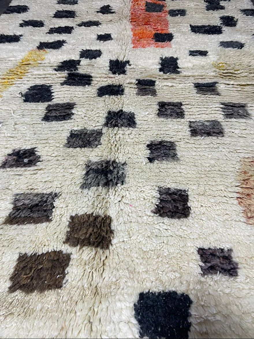 Tapis Berbère Moderne à Motifs Colorés – Laine Naturelle