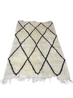 Tapis Beni Ourain Élégant en Laine – Motif Losanges Allongés